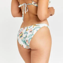 Bas De Maillot De Bain Culotte Femme - Aly Belly Blanc 5 Bas De Maillot De Bain Culotte Femme - Aly Belly Blanc -Meilleur Surf Magasin bas de maillot de bain culotte femme aly belly blanc 2