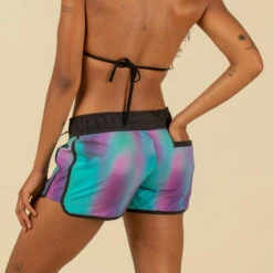 Boardshort Surf Femme TINI BLUR Avec Ceinture élastiquée Et Cordon De Serrage 8 Boardshort Surf Femme TINI BLUR Avec Ceinture élastiquée Et Cordon De Serrage -Meilleur Surf Magasin boardshort surf femme tini blur avec ceinture elastiquee et cordon de serrage 2