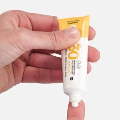 Decathlon Crème Solaire 2 En 1 Visage Et Lèvres - SPF 30 7 Decathlon Crème Solaire 2 En 1 Visage Et Lèvres - SPF 30 -Meilleur Surf Magasin creme solaire 2 en 1 visage et levres spf 30 2