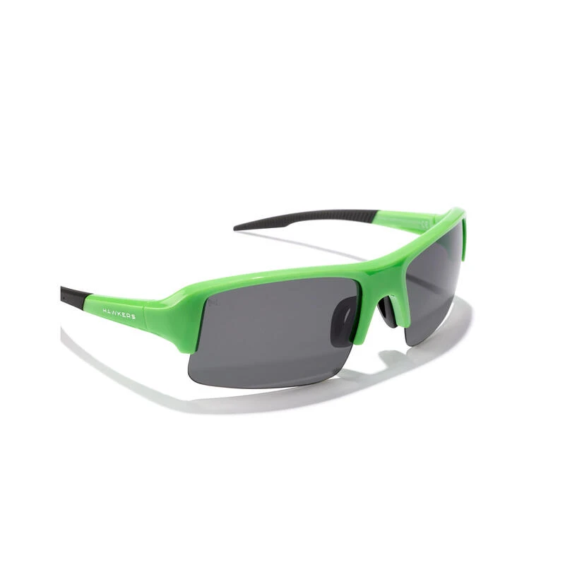 HAWKERS Lunettes De Soleil Pour Hommes Et Femmes POLARISÉ VERT FLUO FONCÉ - BAT 4 HAWKERS Lunettes De Soleil Pour Hommes Et Femmes POLARISÉ VERT FLUO FONCÉ - BAT – Image 4