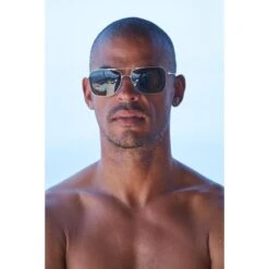 Lunettes De Soleil STACK Or, Polarisés VERT - Cat.3 - MUNDAKA 9 Lunettes De Soleil STACK Or, Polarisés VERT - Cat.3 - MUNDAKA -Meilleur Surf Magasin lunettes de soleil stack or polarises vert cat3 mundaka 4