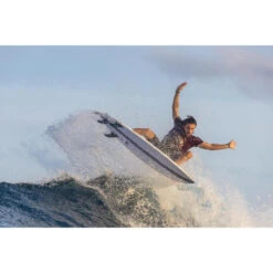 Planche De Surf Shortboard Multiplier TEC Torq White 5'10 -Meilleur Surf Magasin planche de surf shortboard multiplier tec torq white 510 3